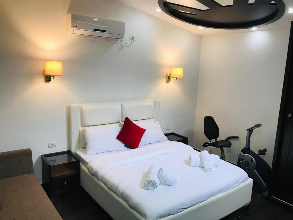 Assaraya Palace Hotel Витлеем Екстериор снимка